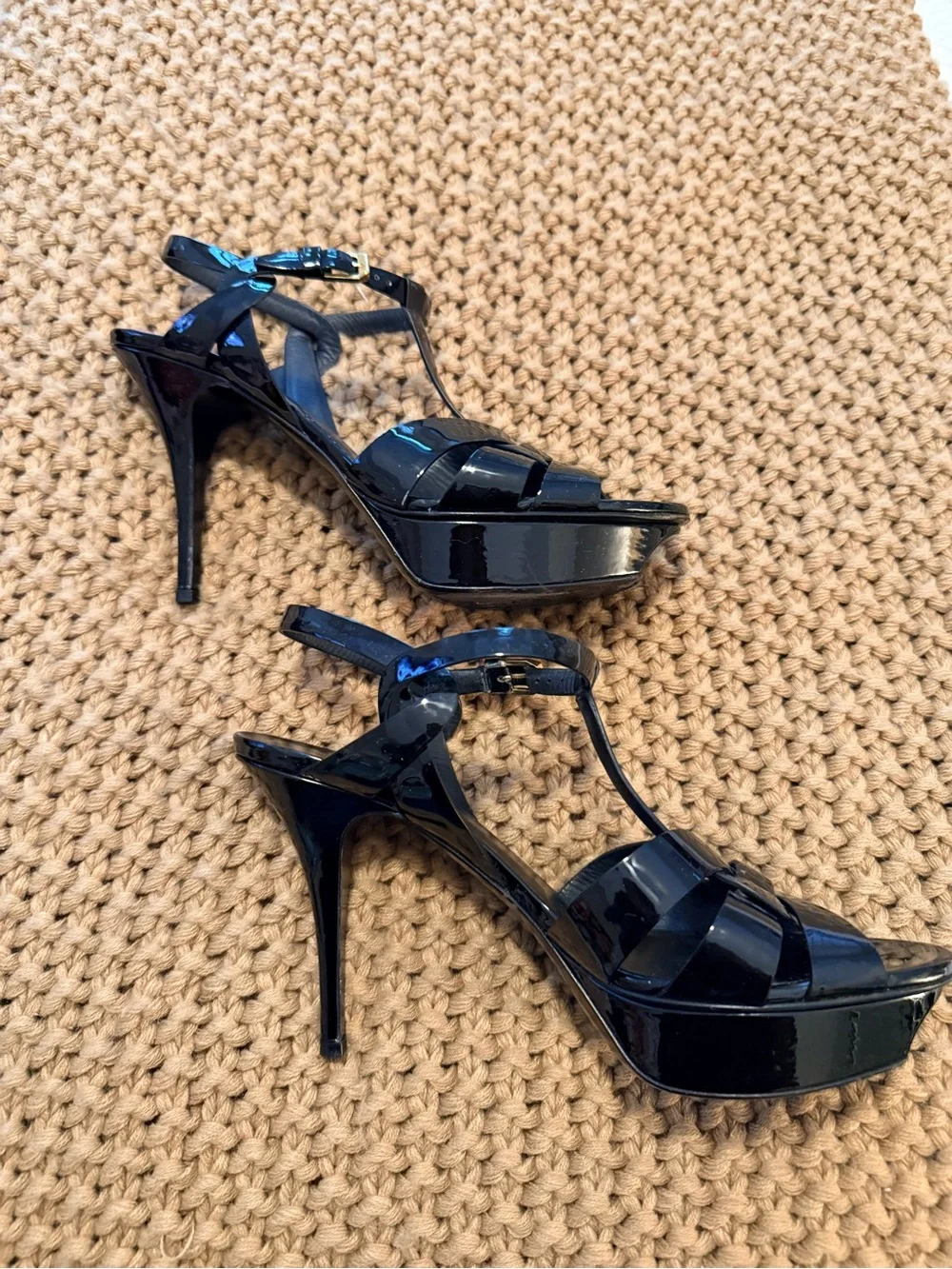 Saint Laurent Tribute 100 Black Patent Platform Sandals - Picture 4 of 9